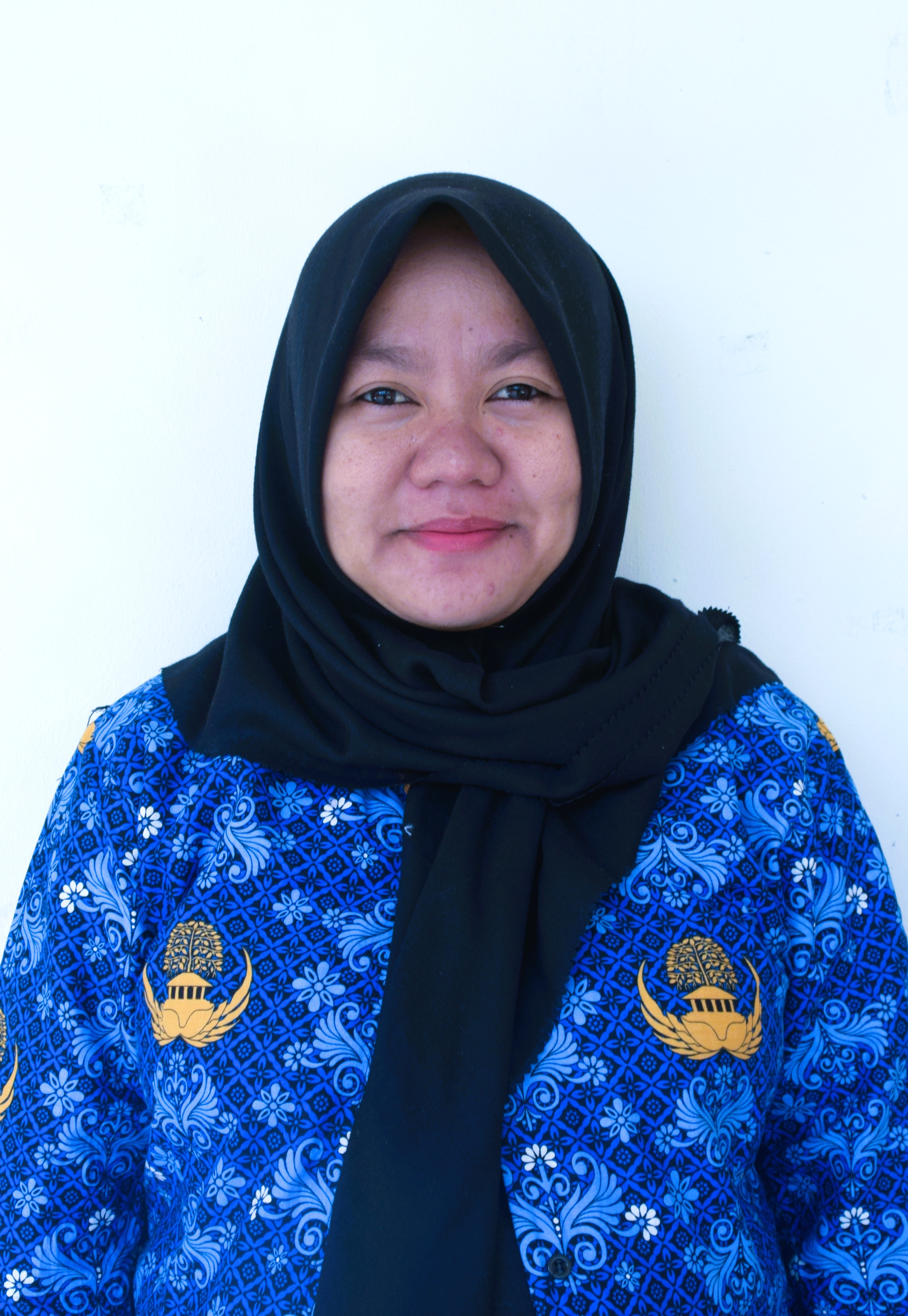 Foto RIYANTI - Kepala Urusan Keuangan Desa Parapatan